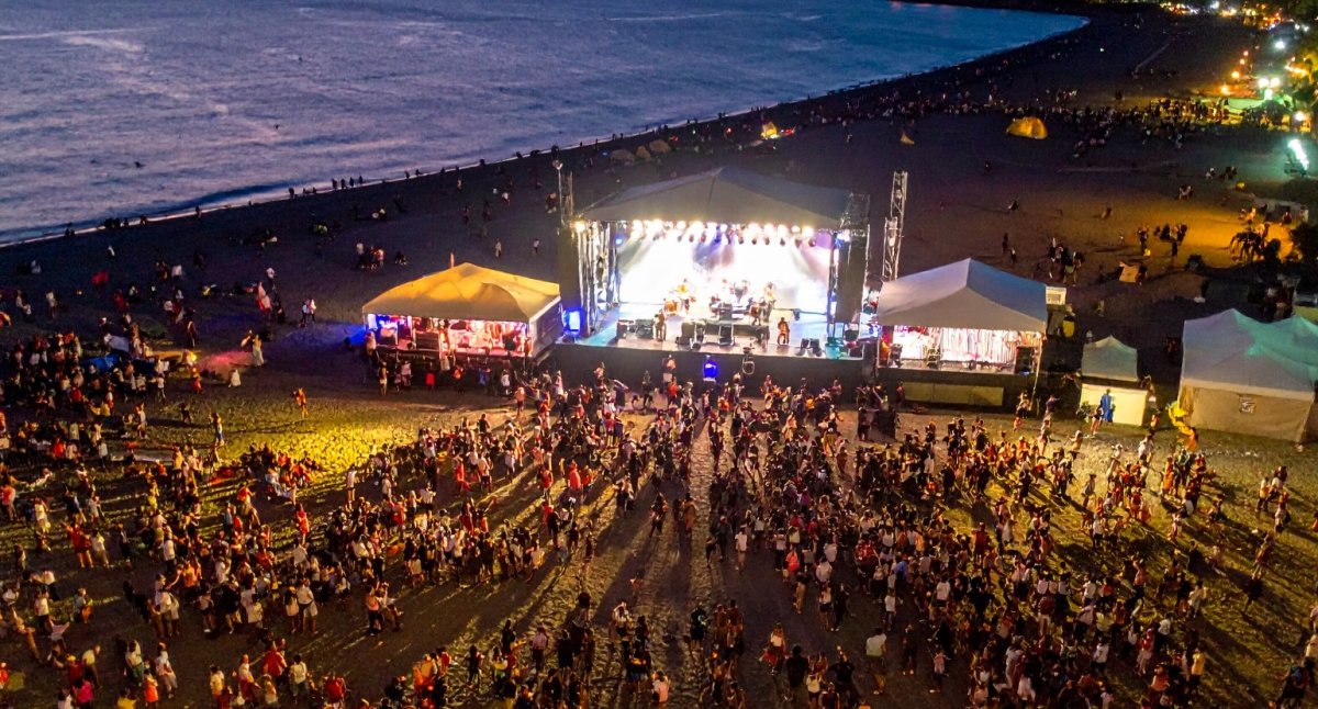 Yaz Festivali Rüzgarı Antalya’da: Müzik ve Sanat Etkinlikleri Turizmi Canlandırıyor